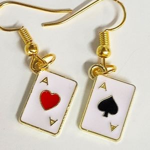 ACE OF HEARTS ❤️ ACE OF SPADES ♠️ GOLD wire handmade earrings. 😍 CUTE